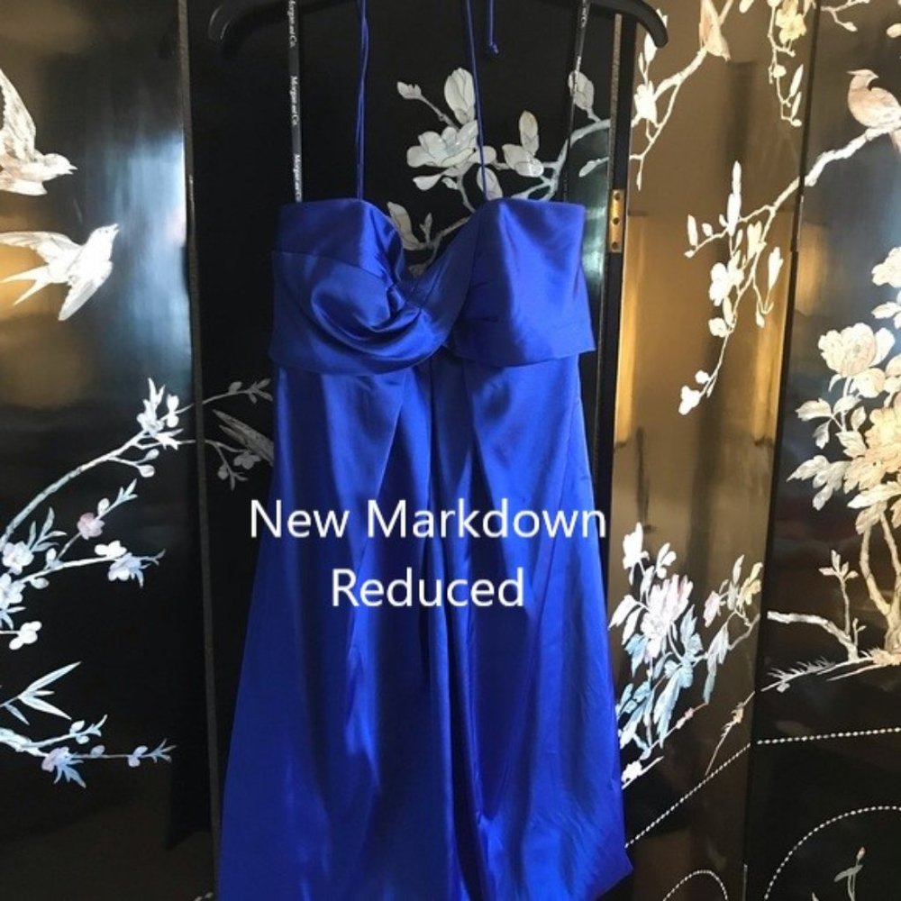 👗Royal blue, satiny short dress